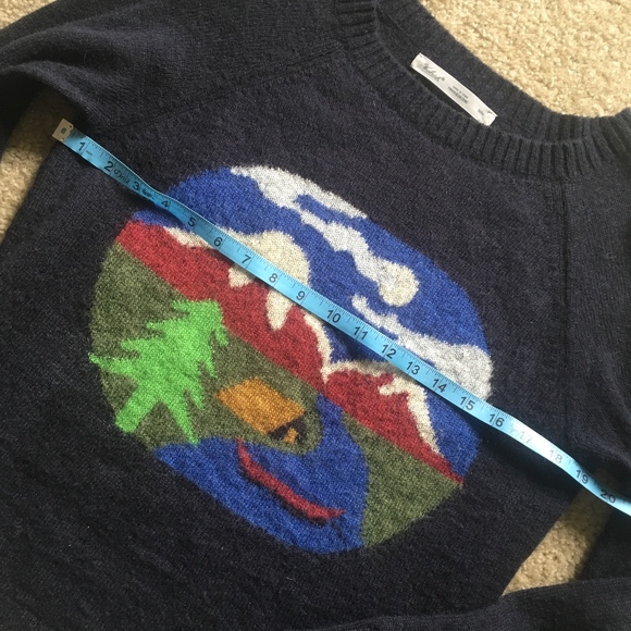 Woolrich Navy Mountain Scene Sweater - Picture 3 of 7